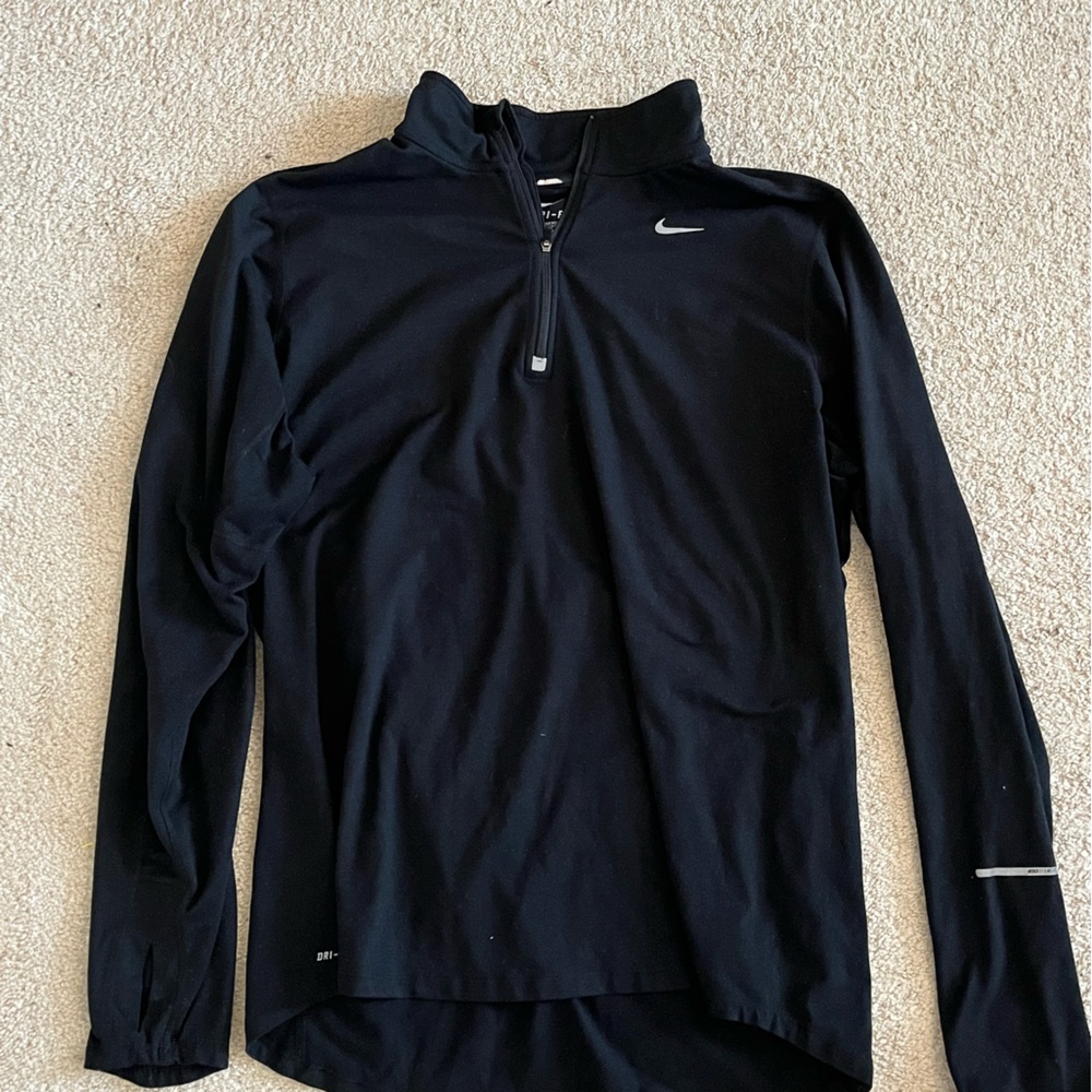 Nike Element 1/4 zip running top. Size Large